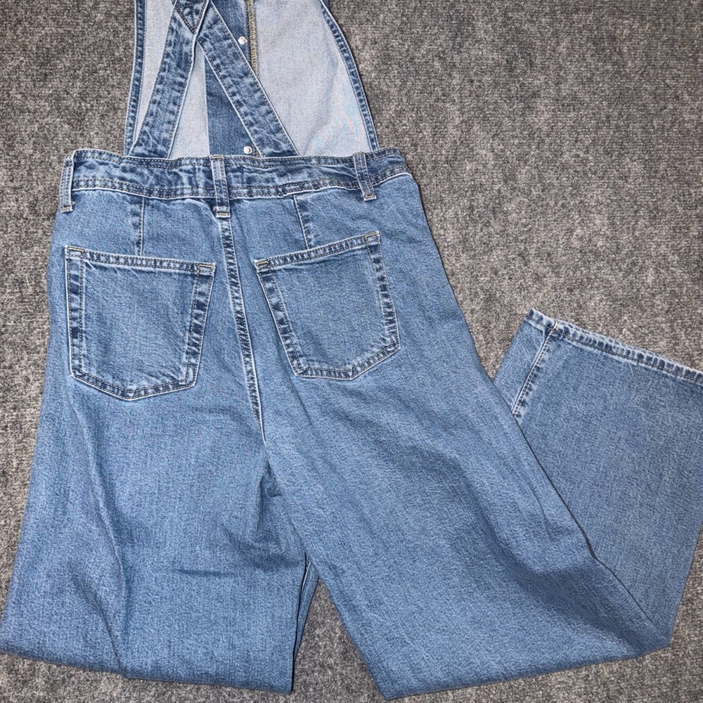 Universal Thread Light Blue Women's Denim Overalls - Picture 4 of 4